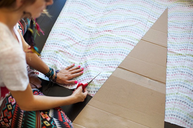 DIY_Instructions_Christmas_Holiday_Brit_VELCRO®_Brand