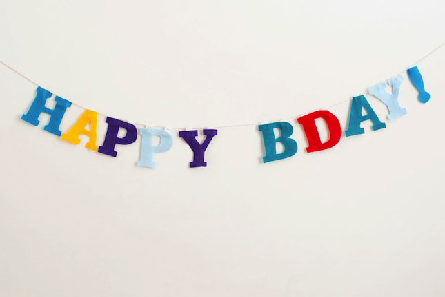 Brit_VELCRO®_Brand_Banner_Party_Decor